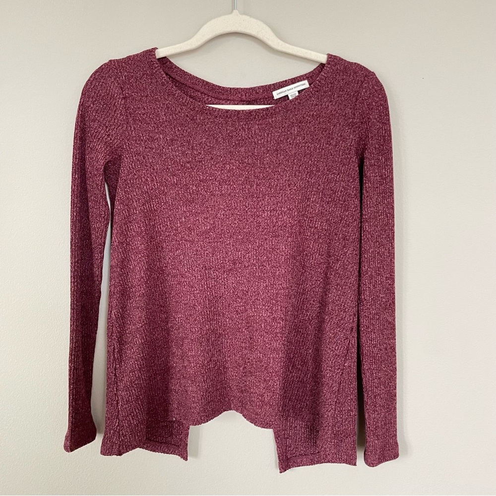 NWOT Open Back Sweater